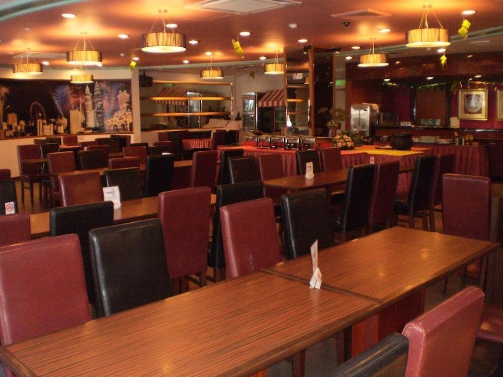 Corona Inn Kuala Lumpur Exterior photo