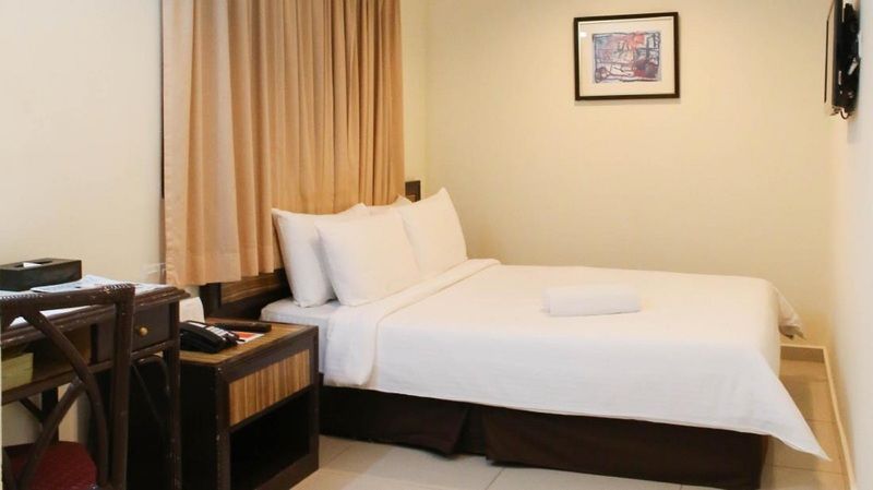 Corona Inn Kuala Lumpur Exterior photo